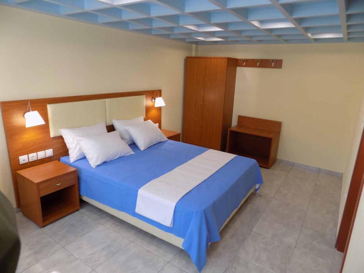 Rhodon House Apartment Skiathos Town Exterior photo