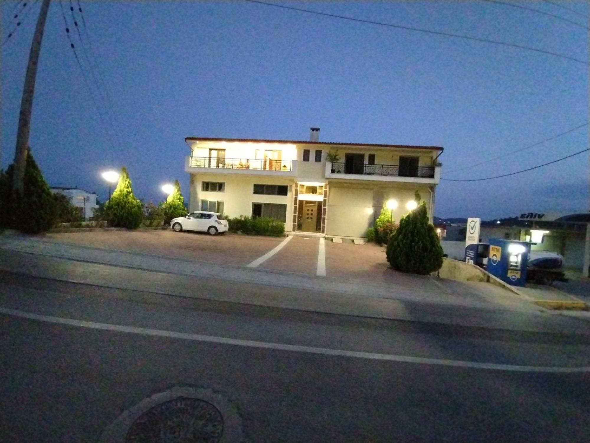 Rhodon House Apartment Skiathos Town Exterior photo