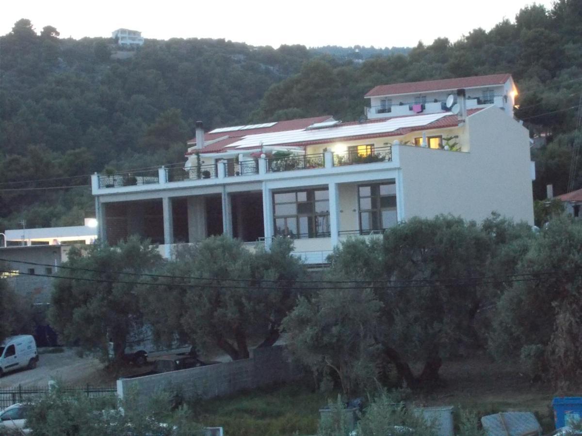 Rhodon House Apartment Skiathos Town Exterior photo