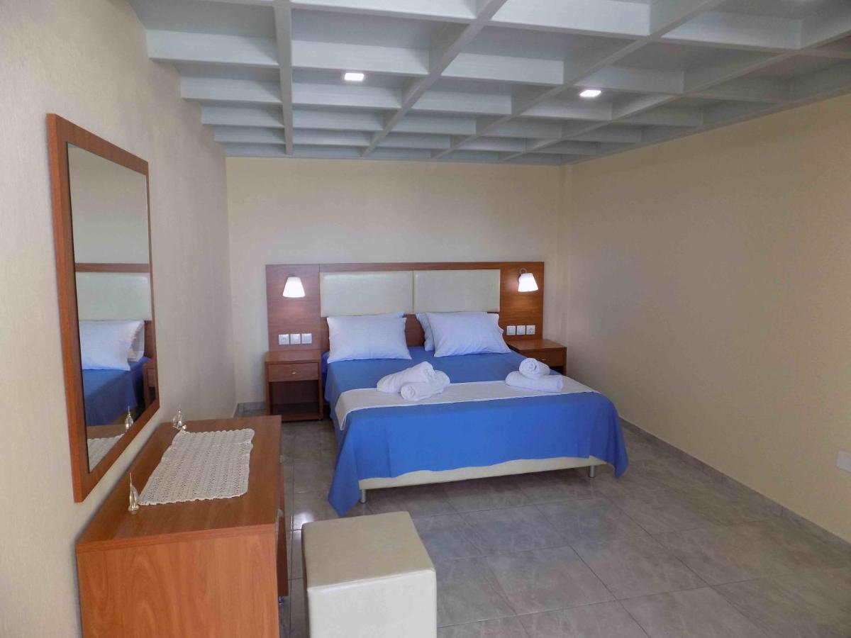 Rhodon House Apartment Skiathos Town Exterior photo